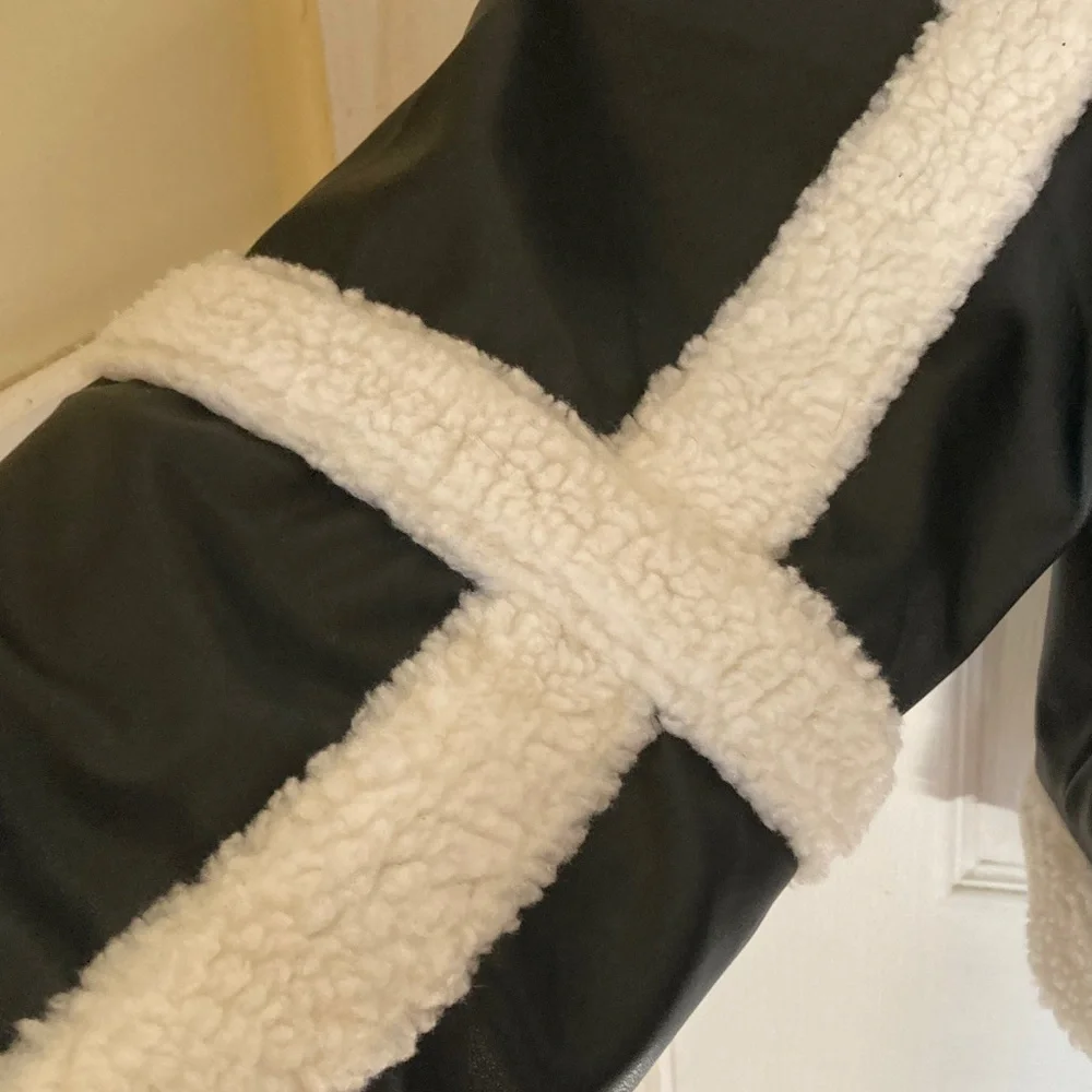 NWOT Madden NYC Black and Cream Bomber Jacket - Picture 5 of 10